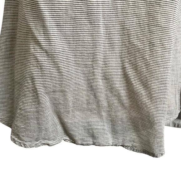 Birds of Paradis by Trovata Gray Stripe Lace Back Button Front Shirt Small - Picture 3 of 15